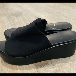 Black slip on platform sandals ! Size 7!